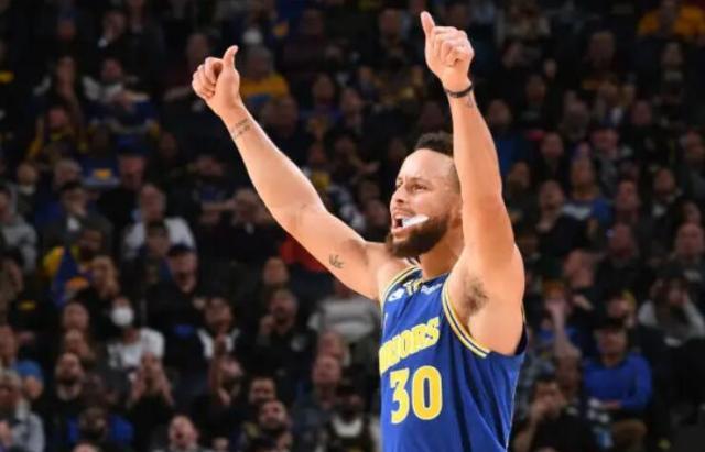 1670688283168043446.jpg 开云官方-勇士角色球员拖后腿 冲冠只剩交易换血一条路?